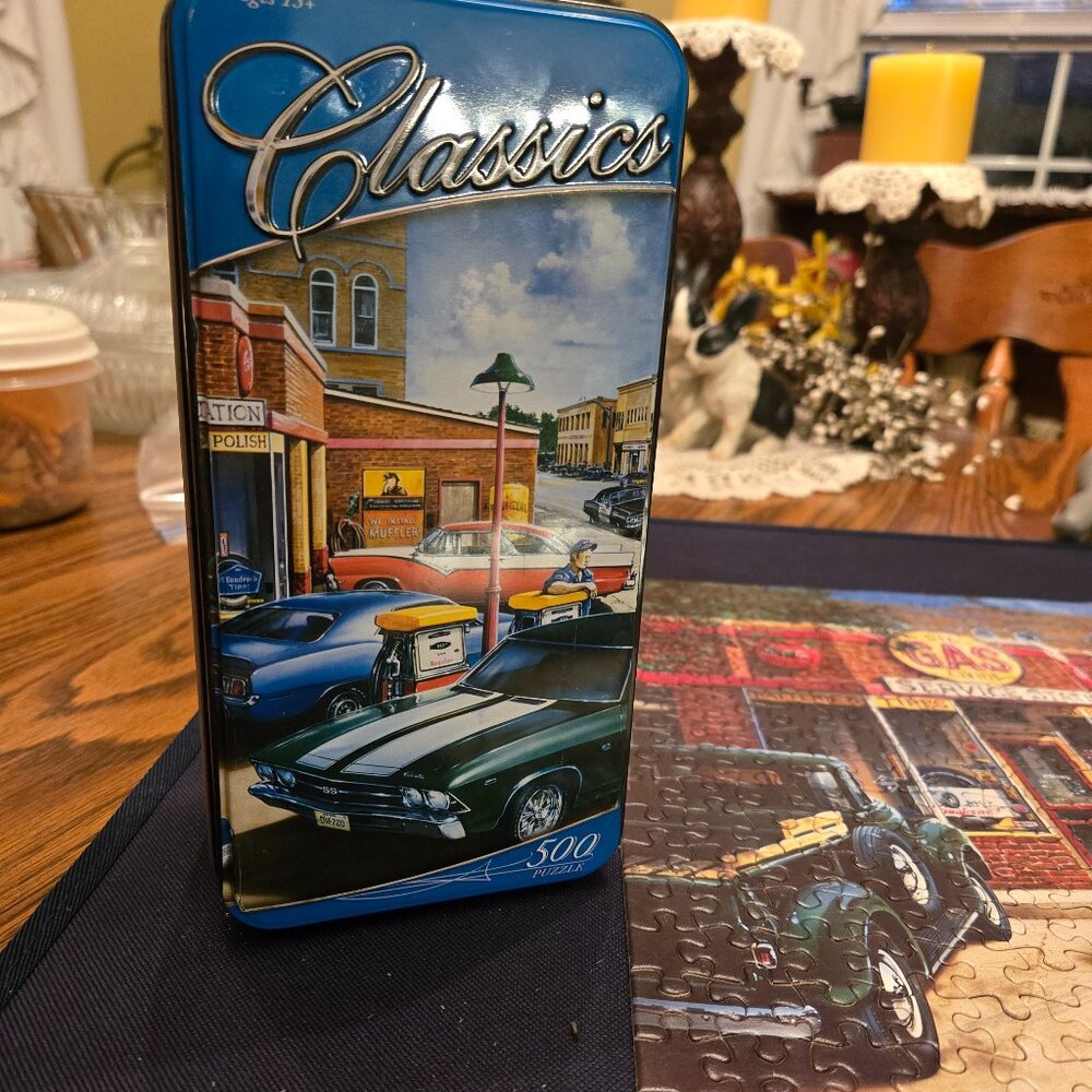 Classics Car Puzzle in Collectors Tin